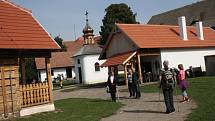 Staročeské dožínky v Přerově nad Labem.