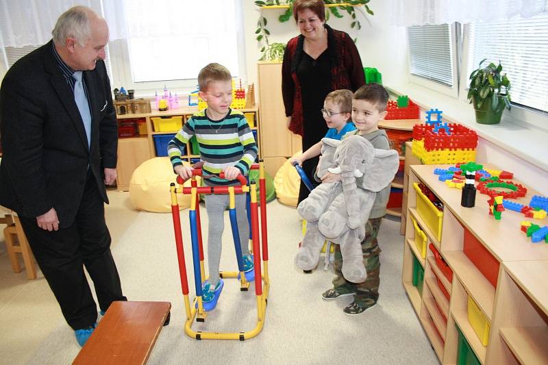 Z otevření školky na Žižkově