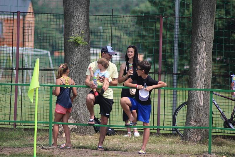 Fotbalový Polaban Nymburk slavil 80. let od postupu do první ligy. Pozval si Sigi team