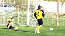 Obrovskouo šanci měl za stavu 1:0 domácí Lukáš Fér. Když šel sám na bránu, míč mu v poslední chvíli odskočil a tak ho špatně trefil.