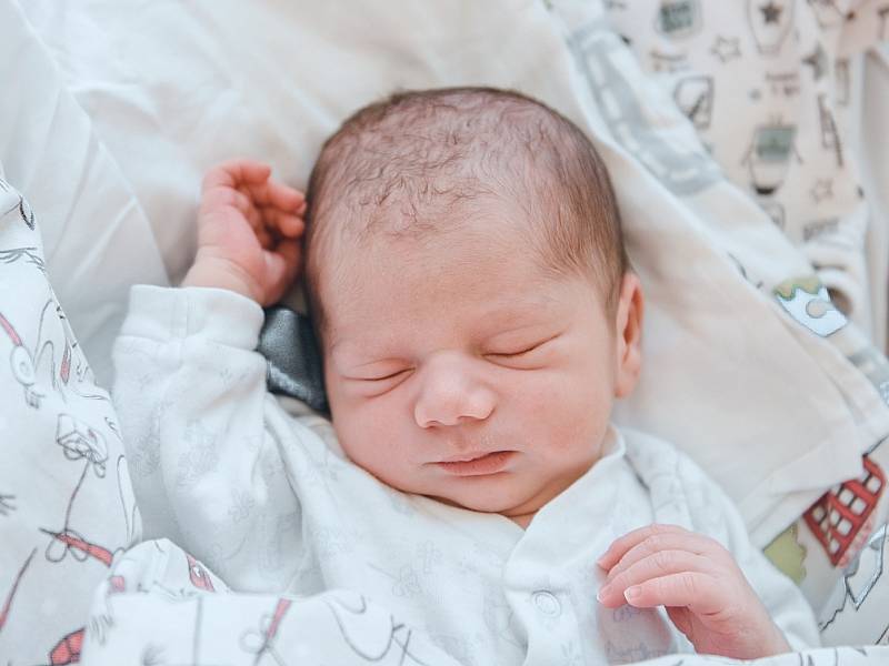 Richard Kiss z Milovic se narodil v nymburské porodnici 8. května 2022 v 3:05 hodin s váhou 2880 g a mírou 49 cm. Z chlapečka se raduje maminka Izabella, tatínek Marek a sestřička Emma (2 roky).