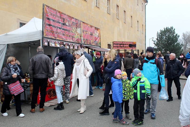 Ze Svatomartinských trhů v Poděbradech v sobotu 13. listopadu 2021.