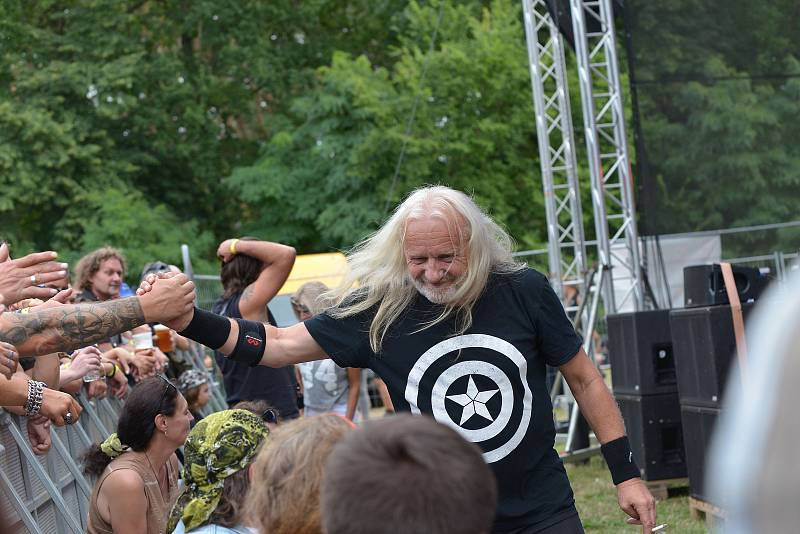 Ze 6. ročníku hudebního festivalu Rock of Sadská.