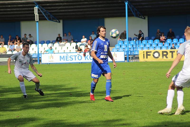 Z fotbalového utkání divize C FK Kolín - Polaban Nymburk (2:0)