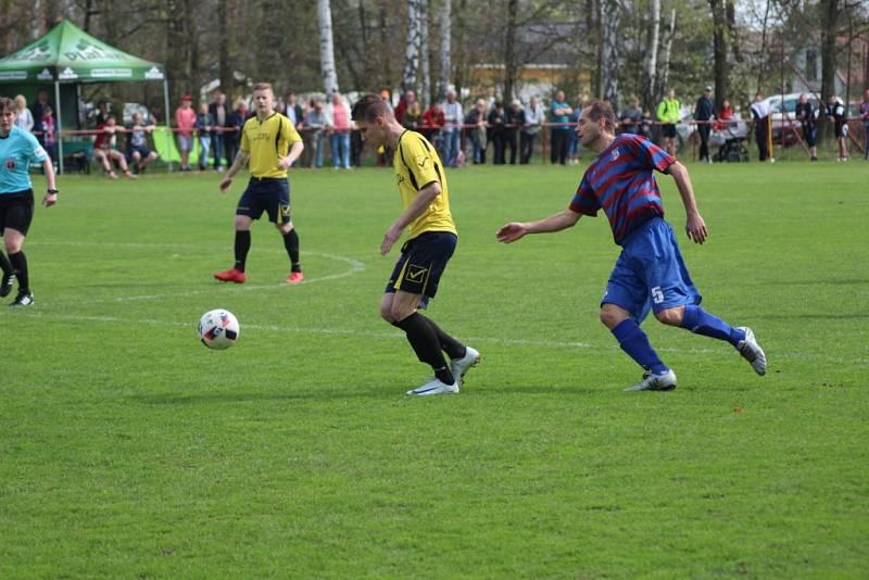 Z fotbalového utkání I.B třídy Loučeň - Pátek (4:0)