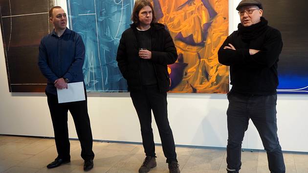 První letošní výstavu nabízí poděbradská Galerie Ludvíka Kuby. Ukázky ze své tvorby představuje malíř Tomáš Predka.
