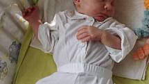 Julie Faitová se narodila v nymburské porodnici 2. května 2022 ve 12:11 hodin s váhou 3090 g a mírou 48 cm. V Nymburce se na ni těšila maminka Alexandra, tatínek Jiří a bráška Václav.