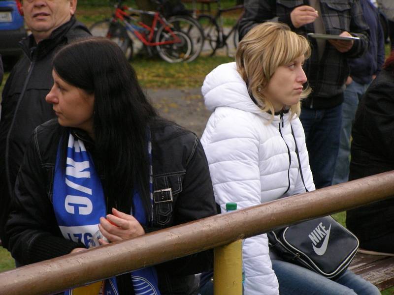 Z okresního fotbalového derby I.B třídy Sokoleč - Libice n. C. (3:0)