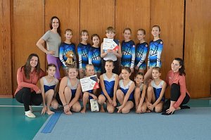 Gymnasté Sokola Poděbrady na závodech v malém Teamgymu v Praze