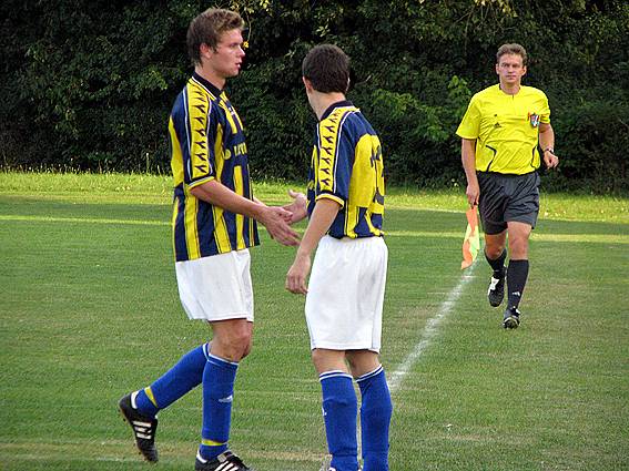 Z utkání I.A třídy Poděbrady - Zásmuky (0:3).