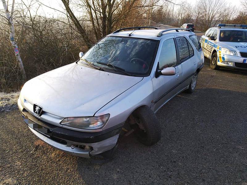 Hasiči v pátek zasahovali u několika nehod. Ke dvěma došlo u Sokolče, k jedné pak u obce Okřínek.