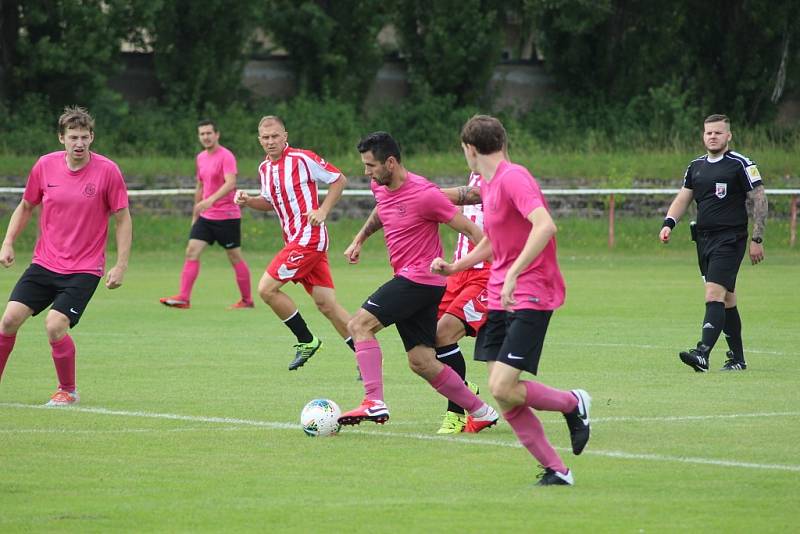 Fotbalista a trenér Václav Sosnovský se loučil s Lysou nad Labem exhibičním zápasem