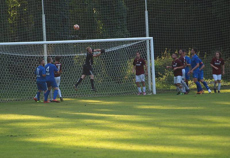 Z fotbalového utkání krajského přeboru Bohemia Poděbrady - Nespeky (0:0, pen. 1:3)