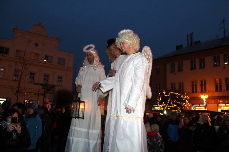 Sejdou se Nymburáci na náměstí Přemyslovců podobně jako při rozsvěcení Vánočního stromu i na Silvestra?