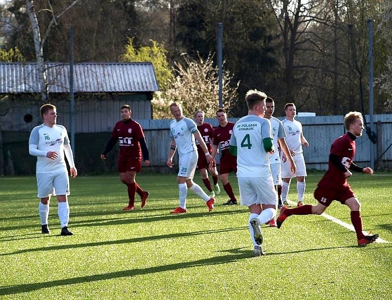 Z fotbalového utkání okresního přeboru Bohemia Poděbrady B - Polaban Nymburk B (0:2)