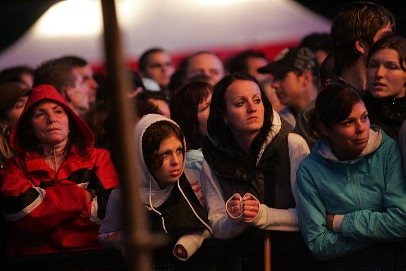 Hudební festival Votvírák v Milovicích