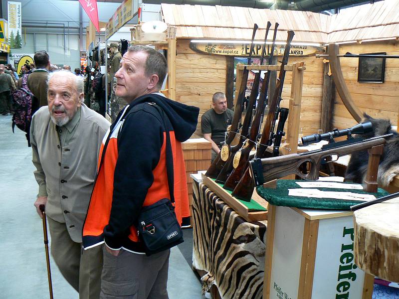 Jedna z každoročně nejnavštěvovanějších výstav v Lysé nad Labem Natura Viva byla slavnostně zahájena.