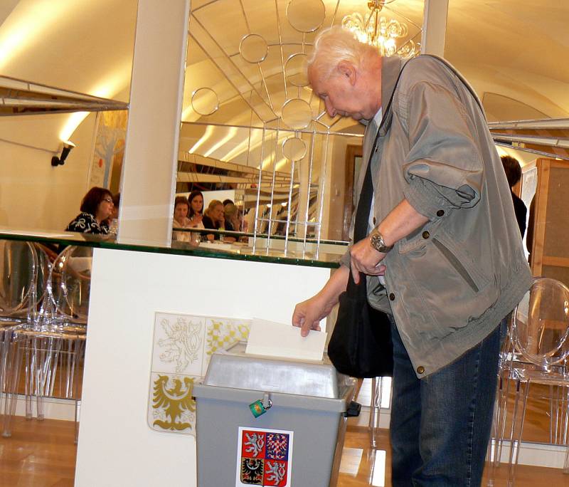 Volby v Lysé nad Labem.