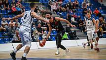 Z basketbalového utkání Kooperativa NBL Kolín - Nymburk (86:91)