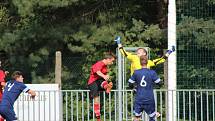 Starší dorostenci Ostré zdolali snadno Králův Dvůr 3:0. Všechny góly padly v prvním poločase