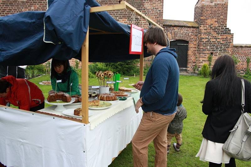 Restaurant Day na farské zahradě