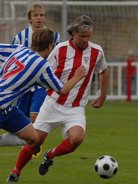 Z utkání fotbalové divize Jirny - Čelákovice (4:1).