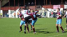 Z fotbalového utkání okresního přeboru Slovan Poděbrady - Jíkev (3:0)