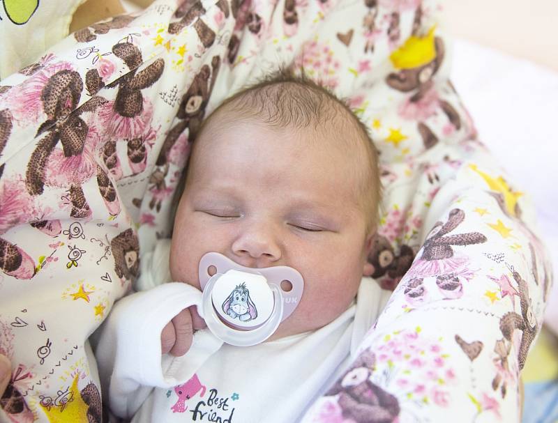 Zora Hejtmánková se narodila v nymburské porodnici 23. srpna 2021 ve 13.10 hodin s váhou 4150 g a mírou 52 cm. V Nymburce prvorozenou holčičku očekávala maminka Lucie a tatínek Ján.