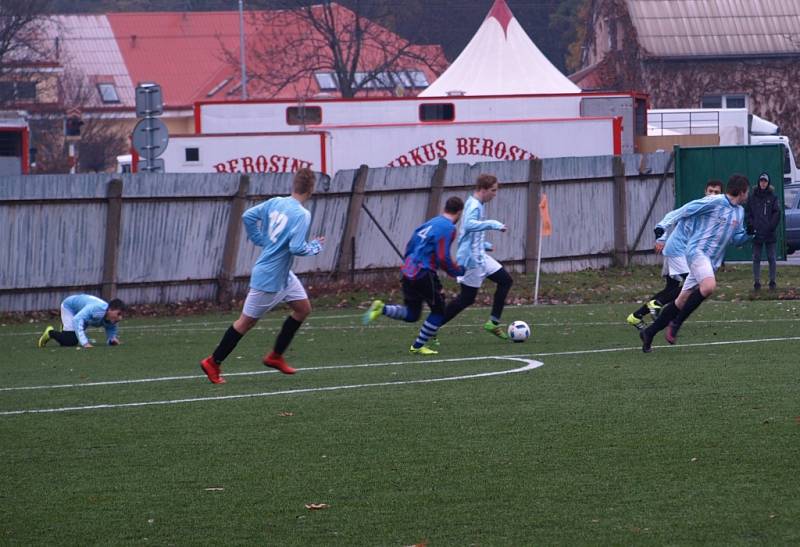 Z fotbalového utkání krajského přeboru staršího dorostu Bohemia Poděbrady - FC Mělník (1:1)