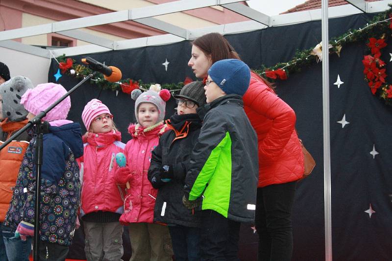 Zahájení adventu v Lysé nad Labem.