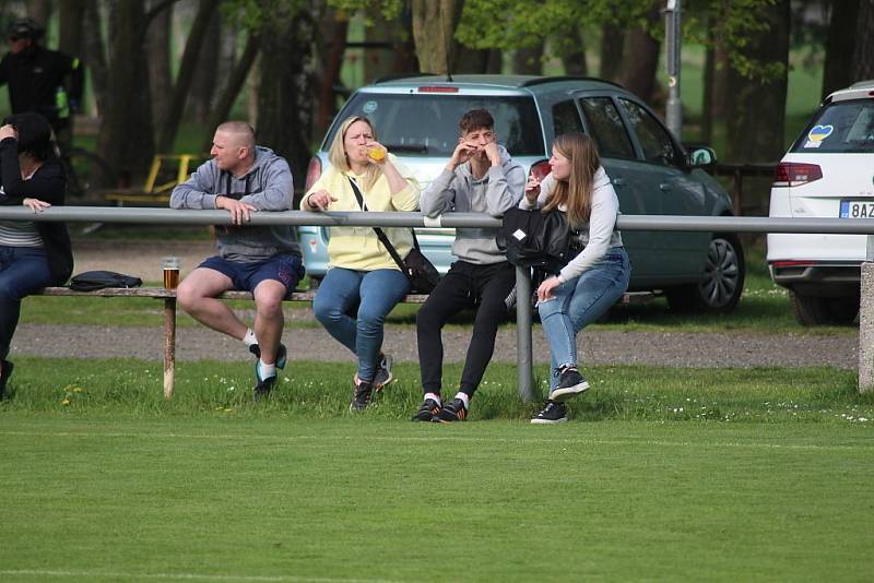 Z fotbalového utkání I.A třídy Sokoleč - FC Mělník