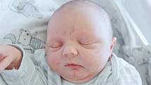 Matěj Volf se narodil v nymburské porodnici 19. dubna 2022 v 7:46 hodin s váhou 4420 g a mírou 50 cm. V Milovicích chlapečka očekávala maminka Veronika, tatínek Jan a bráška Jakub (3 roky).