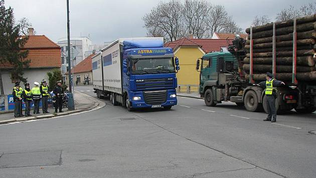 V Nymburce řídili dopravu policejní studenti