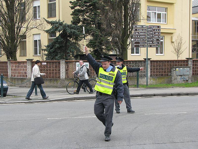 V Nymburce řídili dopravu policejní studenti