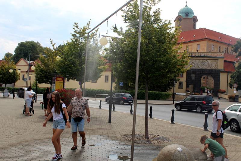 Vodní mlžítko na Jiřího náměstí v Poděbradech.