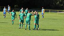 Z fotbalového utkání okresního přeboru Přerov nad Labem - Všejany (3:2)