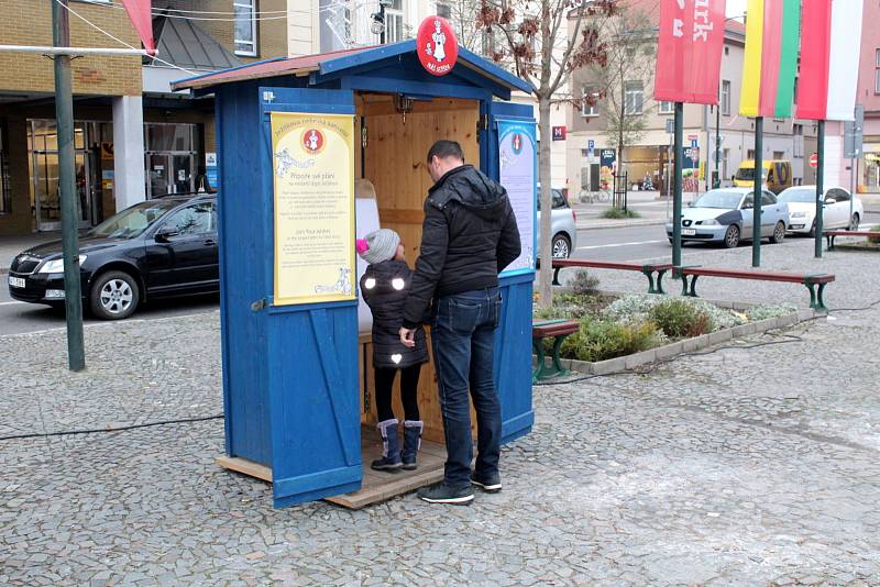 Novinky v rámci letošního adventu najdou zájemci jak na nymburském náměstí, tak ve vstupní hale radnice.