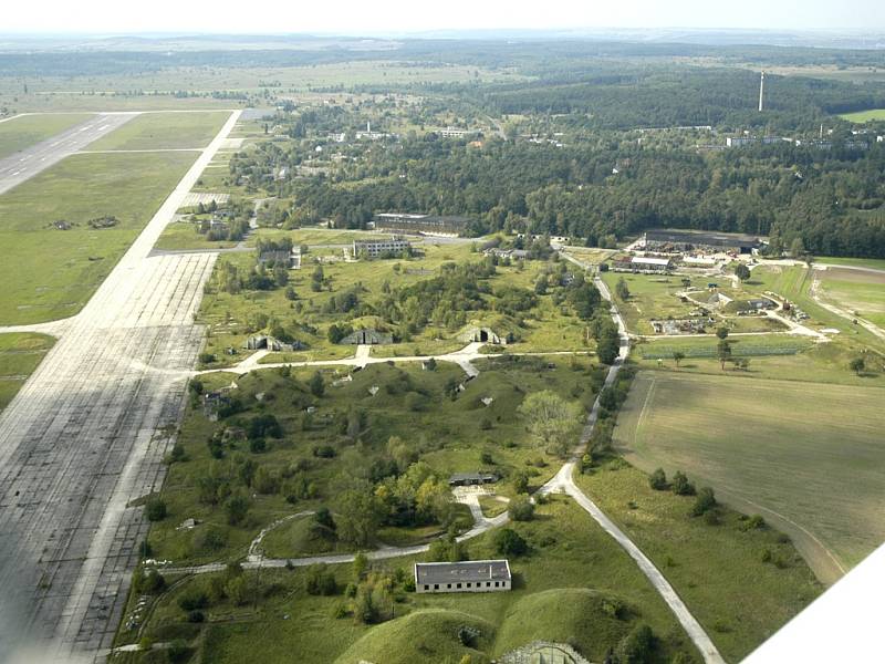 Letiště Boží Dar - letecký snímek.
