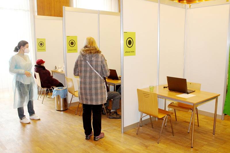 Očkovací centrum v Nymburce zaznamenalo v posledním týdnu nárůst zájmu o vakcinaci.