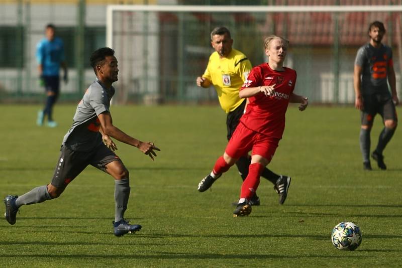 Z fotbalového utkání turnaje Sokoleč cup Velim - Slovan Poděbrady (3:1)