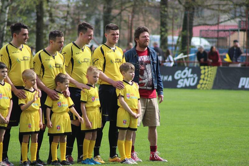 Z fotbalového utkání I.B třídy Loučeň - Pátek (4:0)