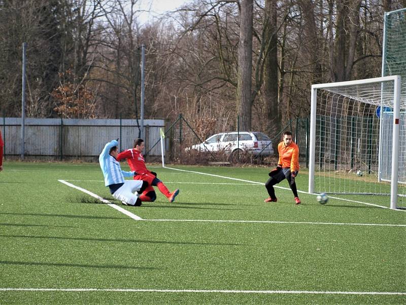 Z přípravného fotbalového utkání Bohemia Poděbrady - Rejšice (2:5)