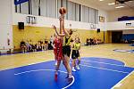 Z basketbalového utkání celostátní ligy juniorek Sadská - Brandýs nad Labem (65:60)