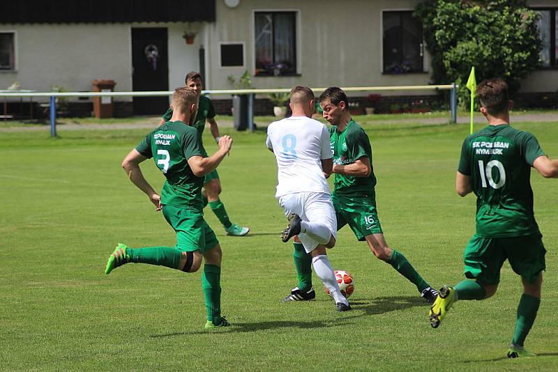 Z divizního fotbalového utkání  Polaban Nymburk - Chomutov (1:2)
