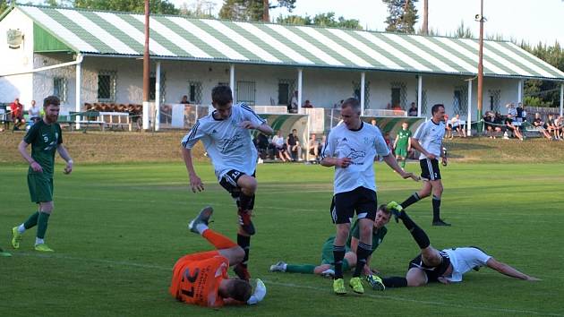 Z fotbalového utkání turnaje Šátek Labe cup Semice - Polaban Nymburk (2:0)