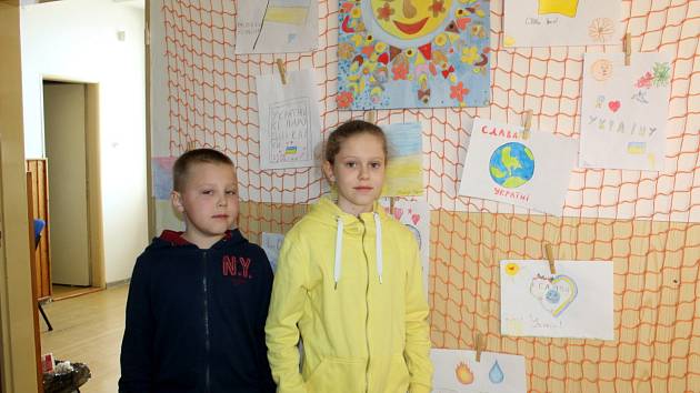 Od pondělí 21. března funguje na Základní škole Letců R.A.F. dětská skupina s 26 ukrajinskými dětmi. Jedná se o děti od 5 do 11 let.