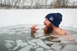 V Poděbradech chystají první zimní plavání v Labi, ilustrační foto.