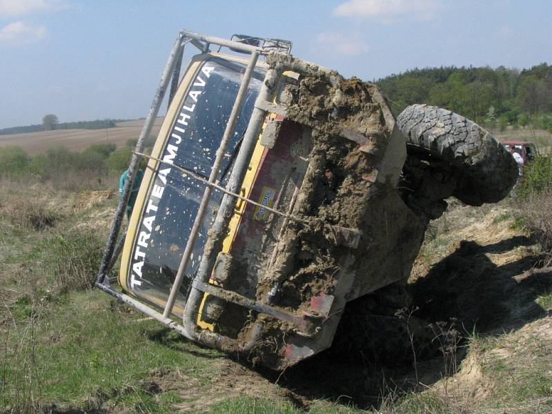 Ze závodů mistrovství České republiky v Truck Trialu.