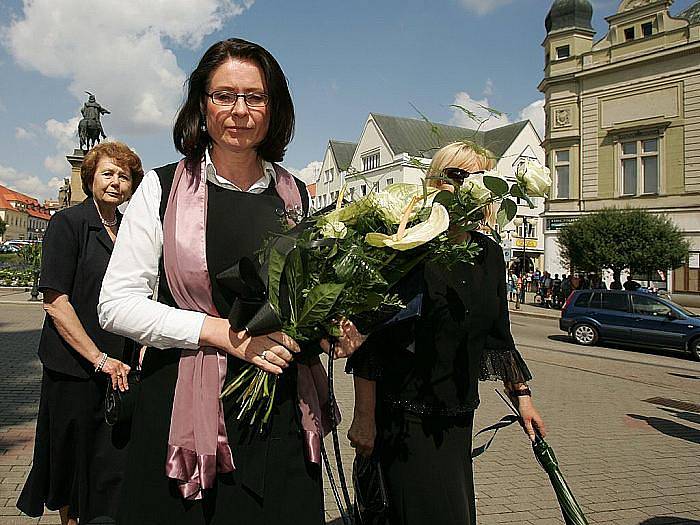 V poděbradském divadle Na Kovárně se konal ve středu v poledne pohřeb protikomunistického bojovníka, toho třetího od Mašínů, Milana Paumera.