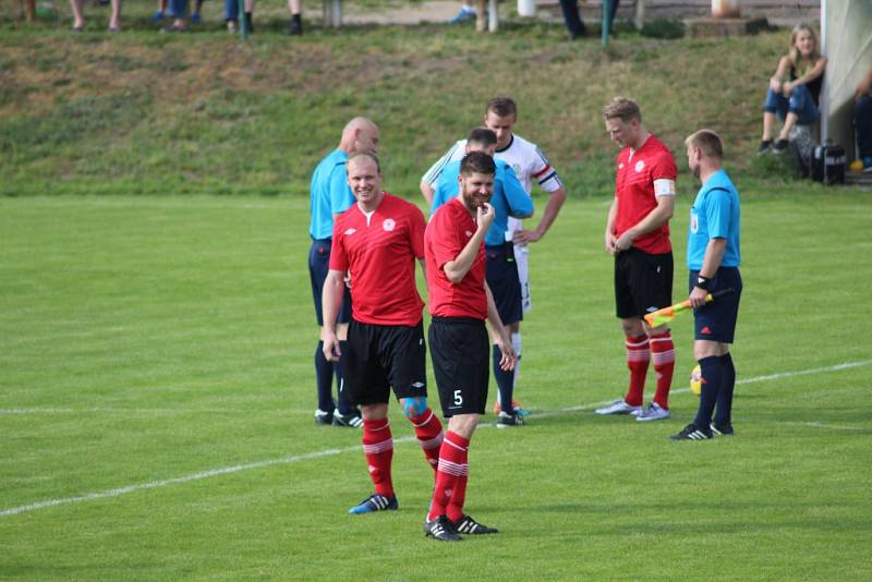 Z okresního derby krajského přeboru Semice - Ostrá (0:1)